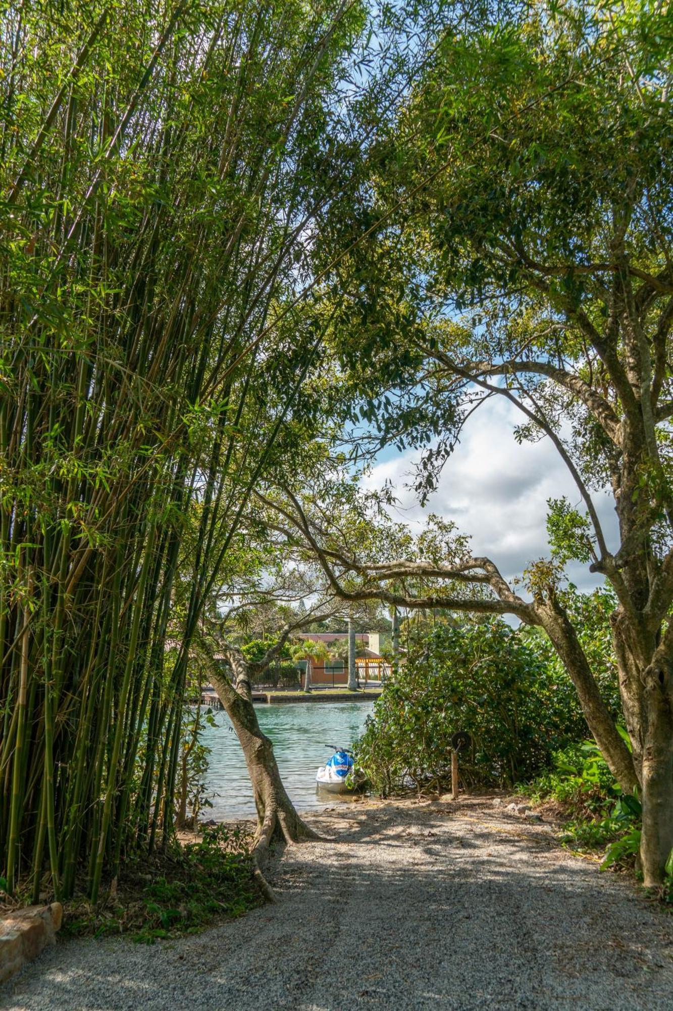 Nomades Riverside - Adventure Hostels & Coworking Florianópolis Buitenkant foto